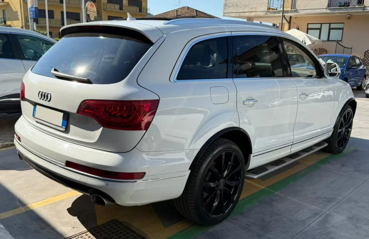 Audi Q7 usata a Frosinone (4)
