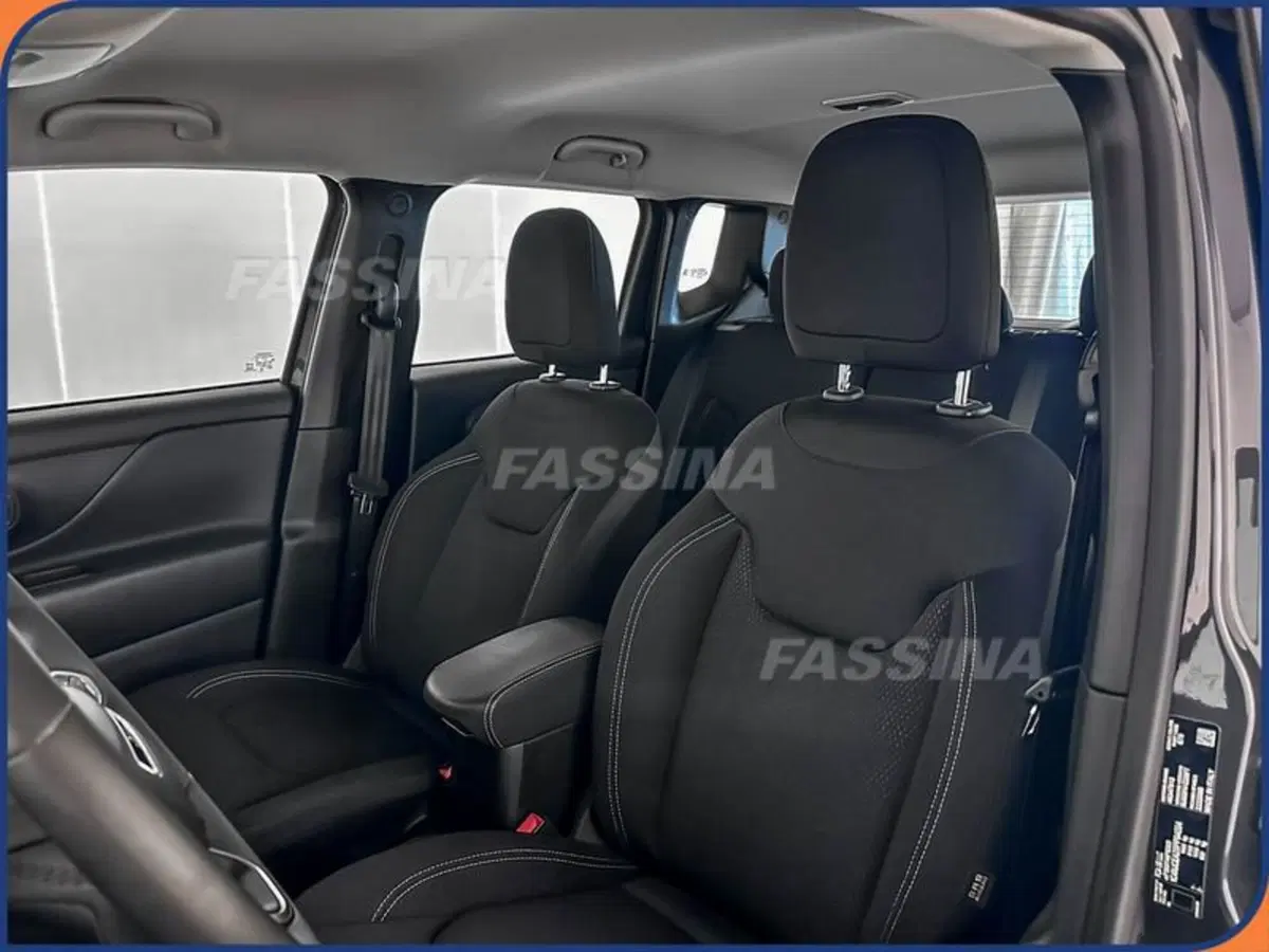 Jeep Renegade usata a Milano (8)