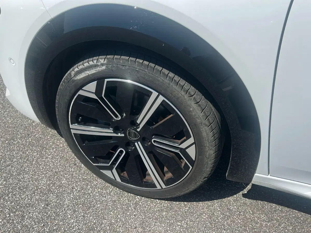 Lancia Ypsilon usata a Bergamo (10)