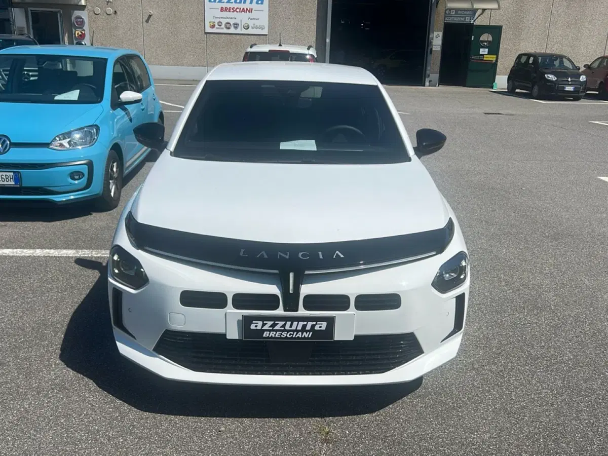 Lancia Ypsilon usata a Bergamo (8)