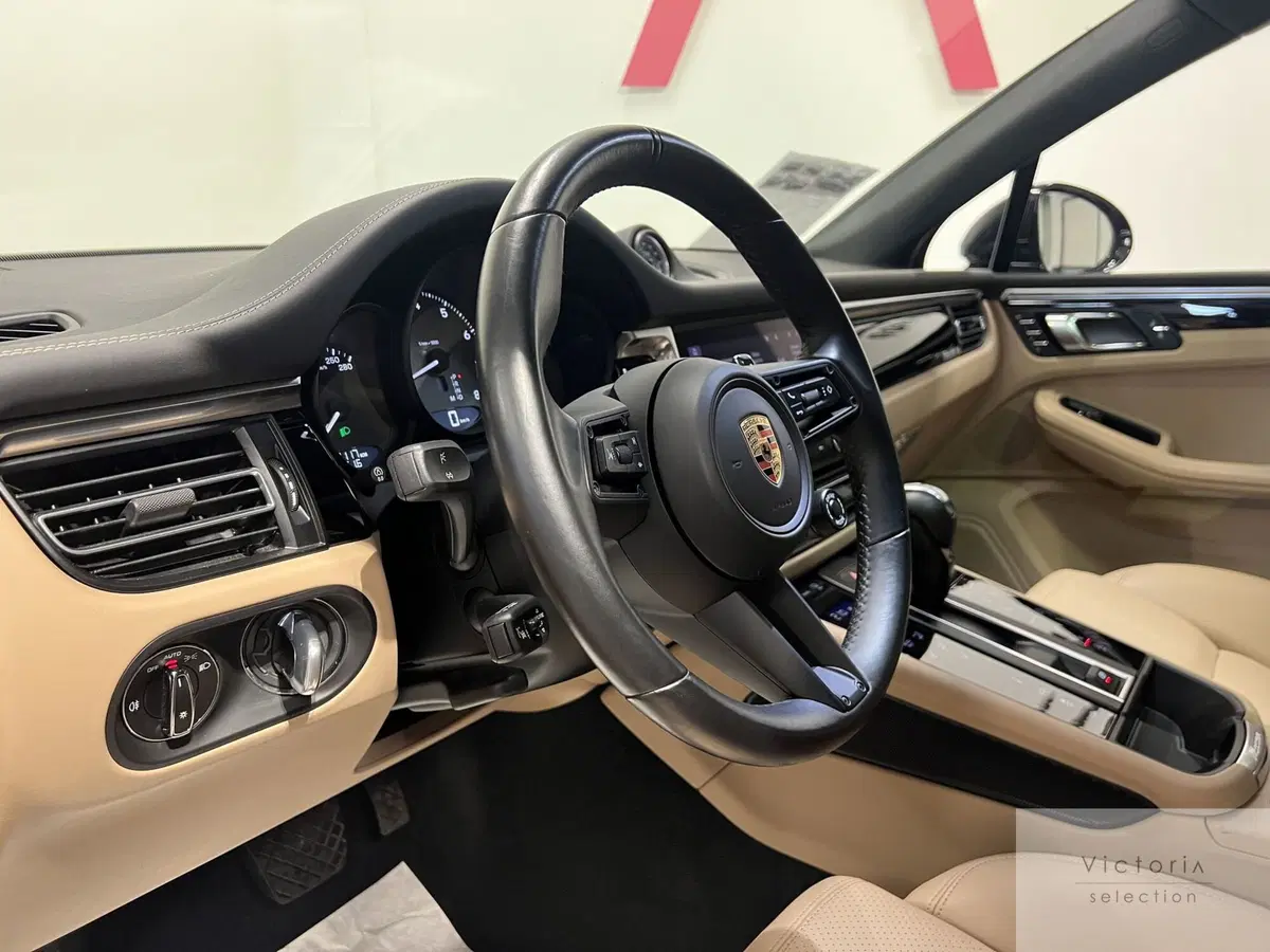 Porsche Macan usata a Brescia (10)