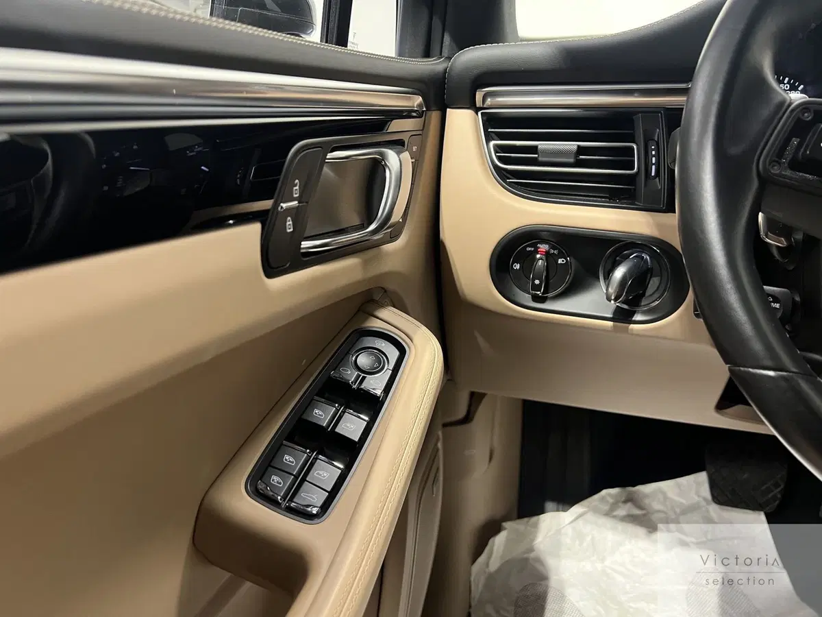 Porsche Macan usata a Brescia (7)