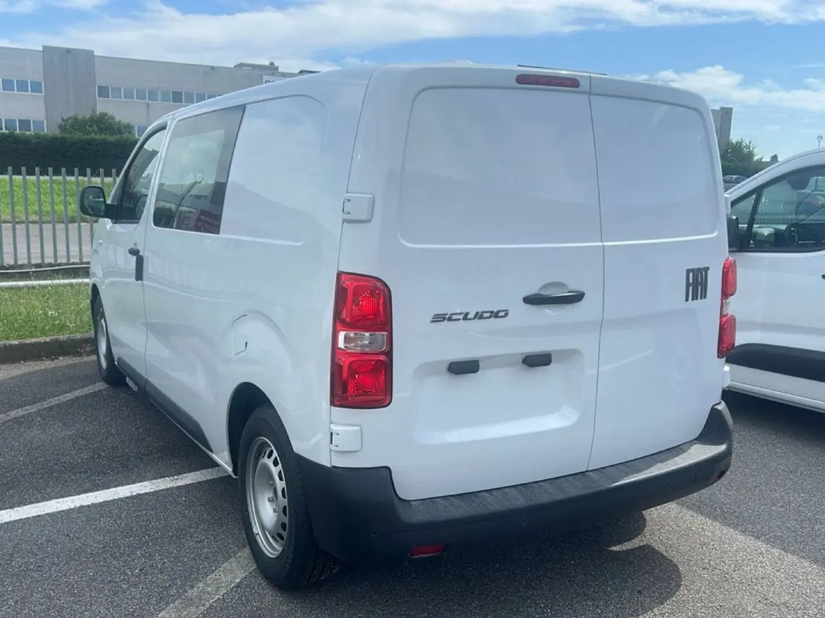 Fiat Scudo Furgone nuova a Bergamo (4)