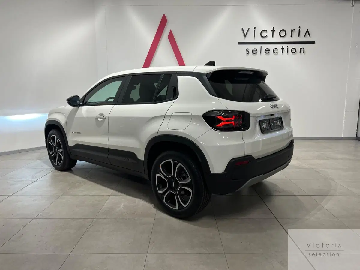 Jeep Avenger nuova a Brescia (5)