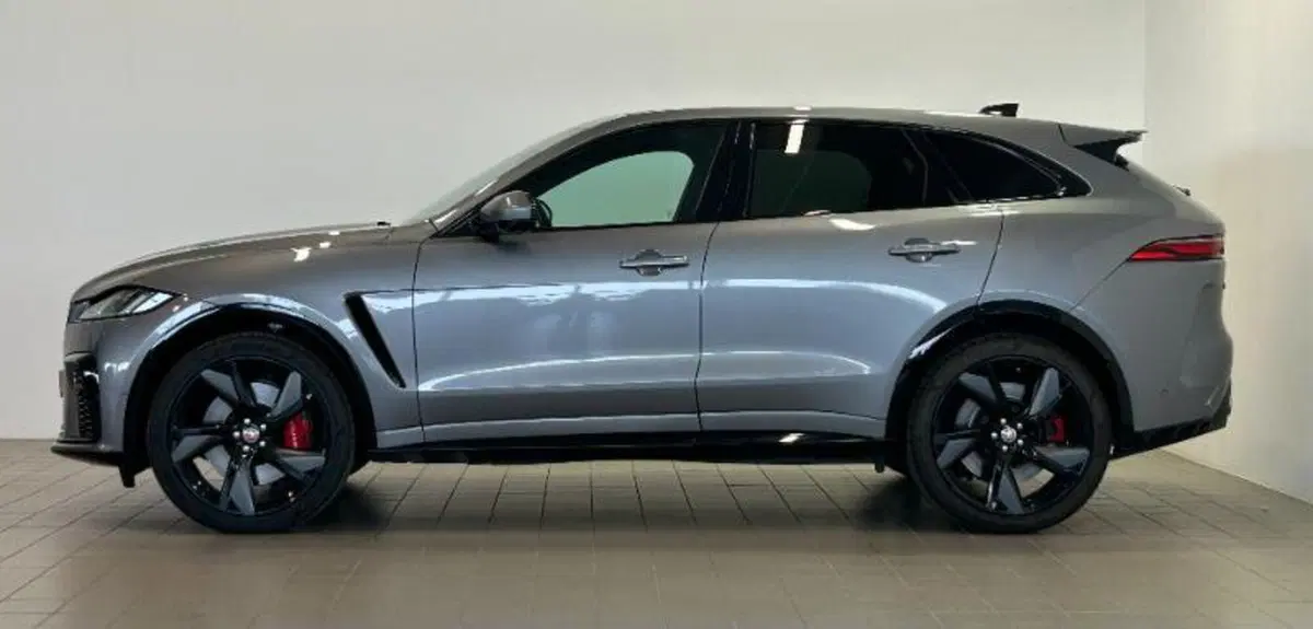 Jaguar F-Pace usata a Venezia (2)