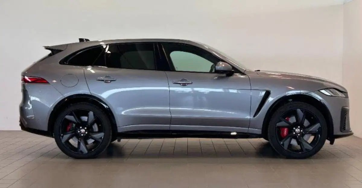 Jaguar F-Pace usata a Venezia (6)