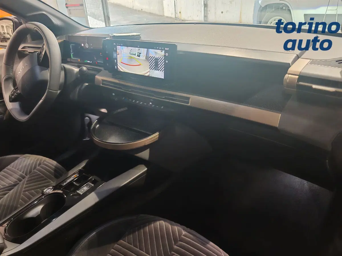 Lancia Ypsilon usata a Torino (7)