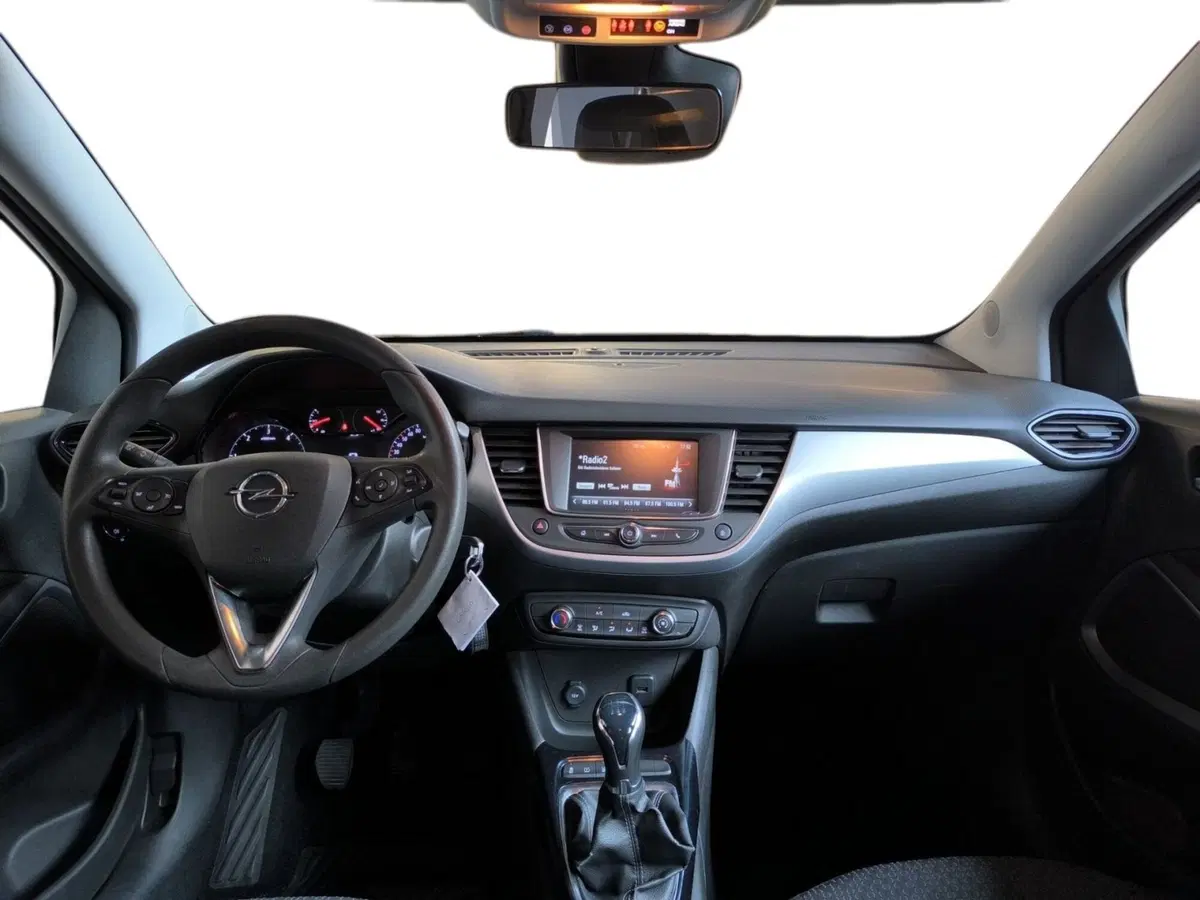 Opel Crossland X usata a Udine (11)