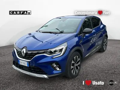 Renault Captur Full Hybrid E-Tech 145 CV RS Line del 2023 usata a Roma