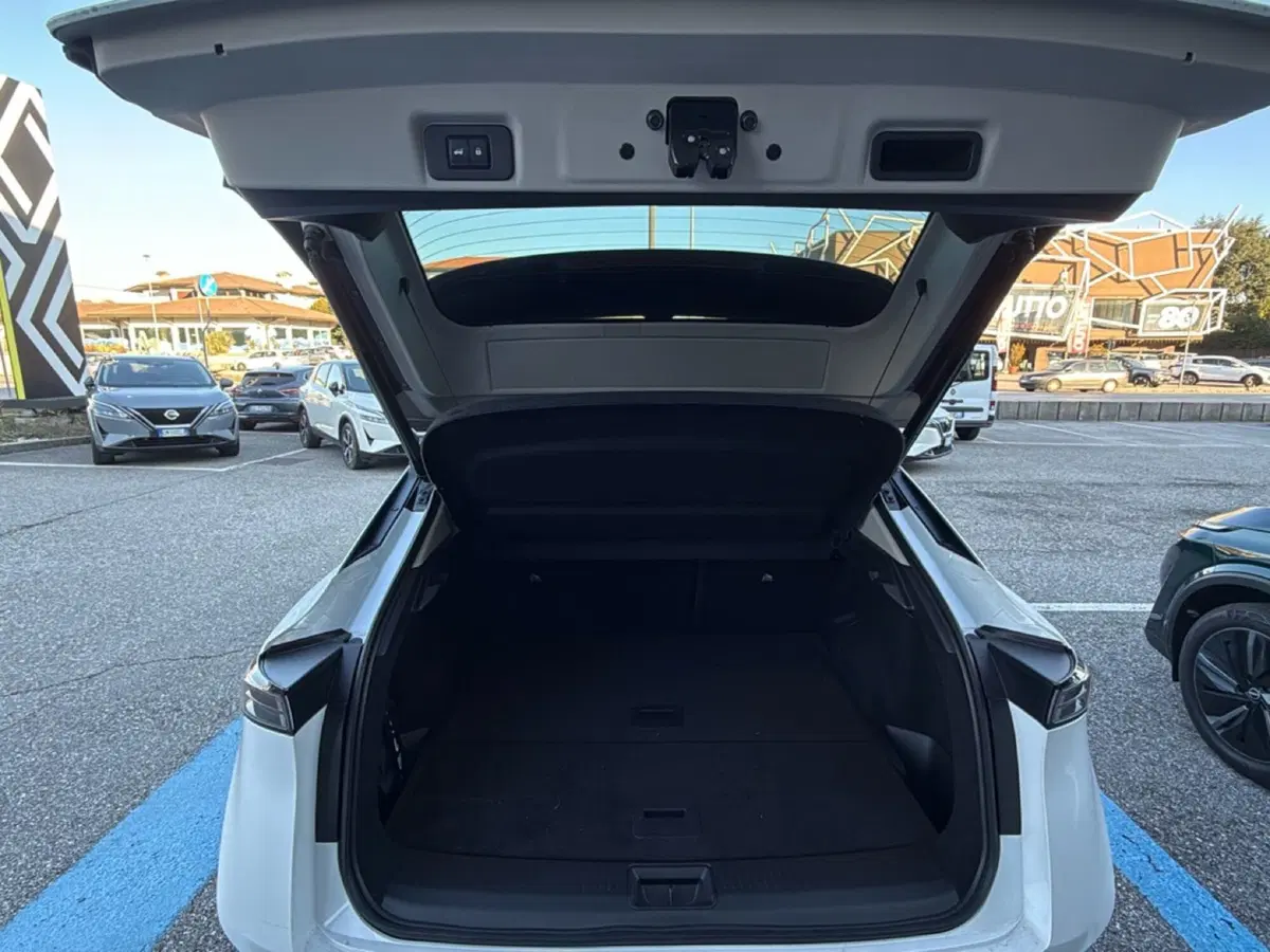 Nissan Ariya usata a Vicenza (9)