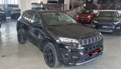 Jeep Compass 1.3 turbo t4 phev Trailhawk 4xe auto del 2023 usata a Orvieto