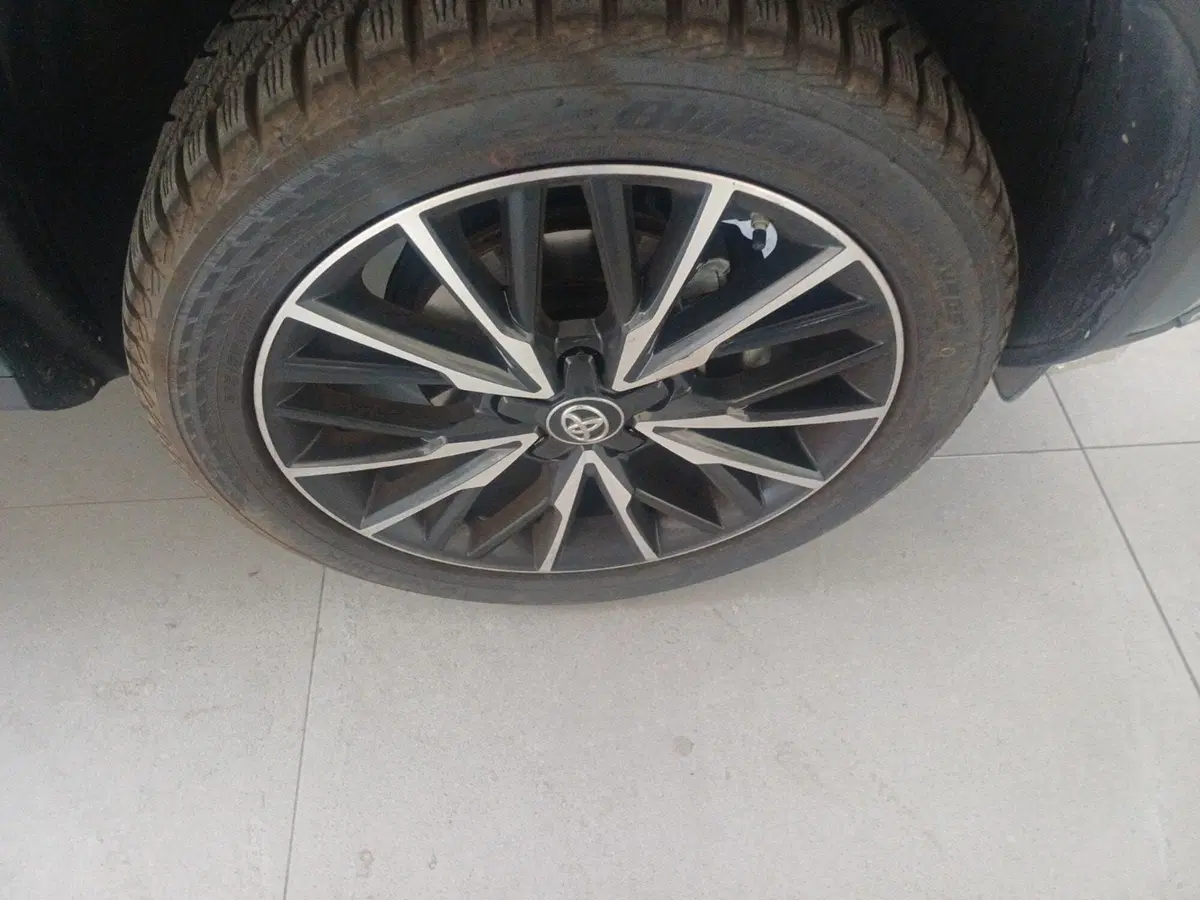 Toyota Yaris Cross usata a Massa-Carrara (8)