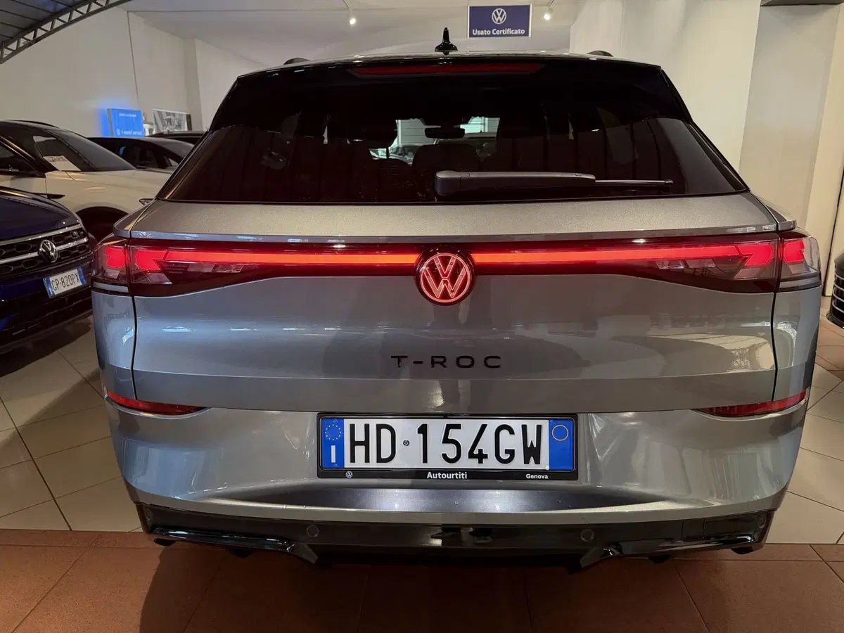 Volkswagen T-Roc nuova a Genova (4)