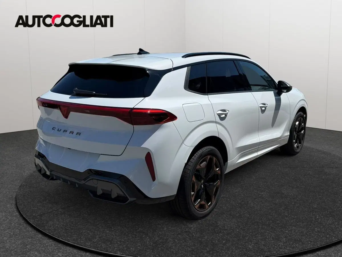 Cupra Terramar nuova a Lecco (4)