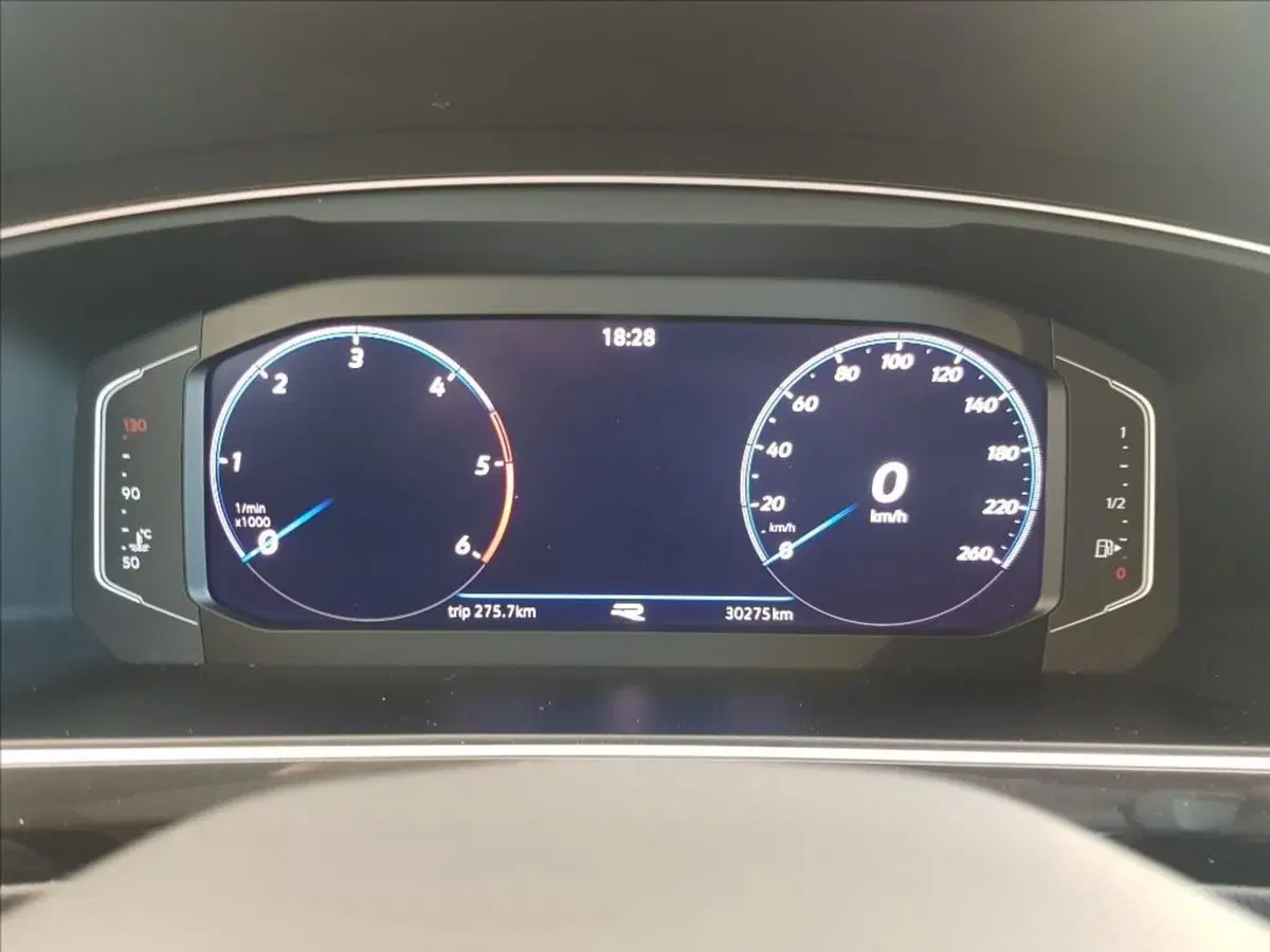 Volkswagen Tiguan usata a Lucca (15)