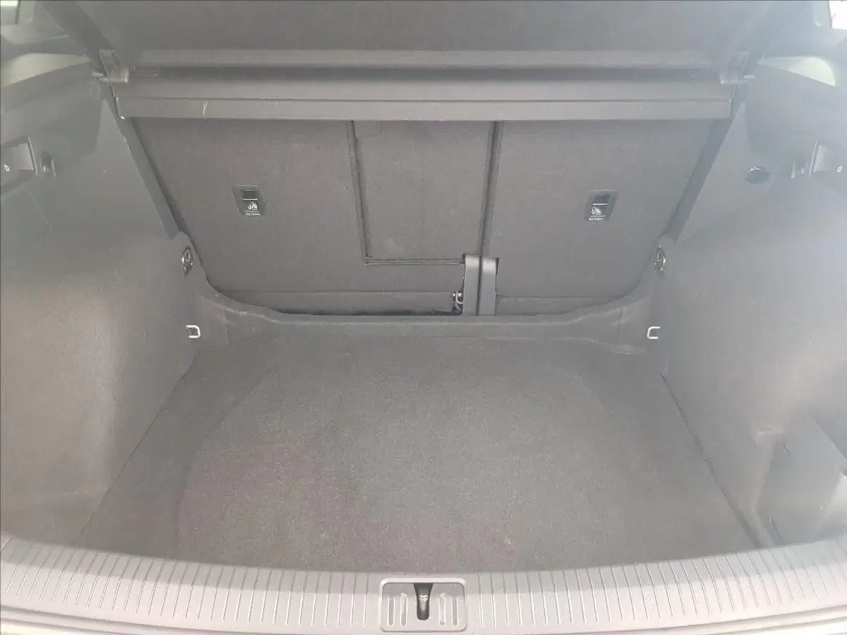 Volkswagen Tiguan usata a Lucca (17)