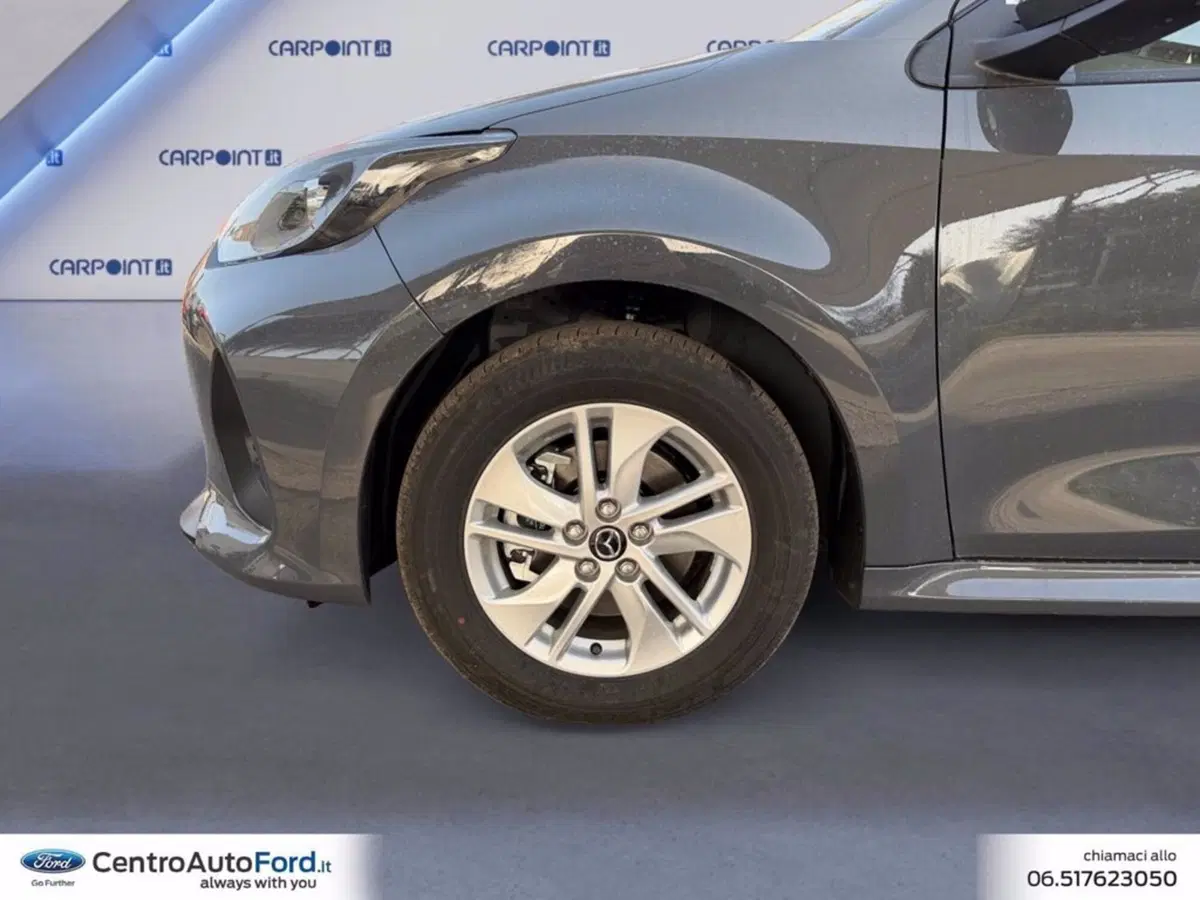 Mazda Mazda2 Hybrid nuova a Roma (14)