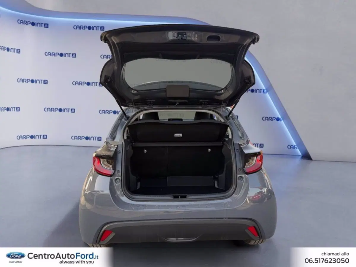 Mazda Mazda2 Hybrid nuova a Roma (17)