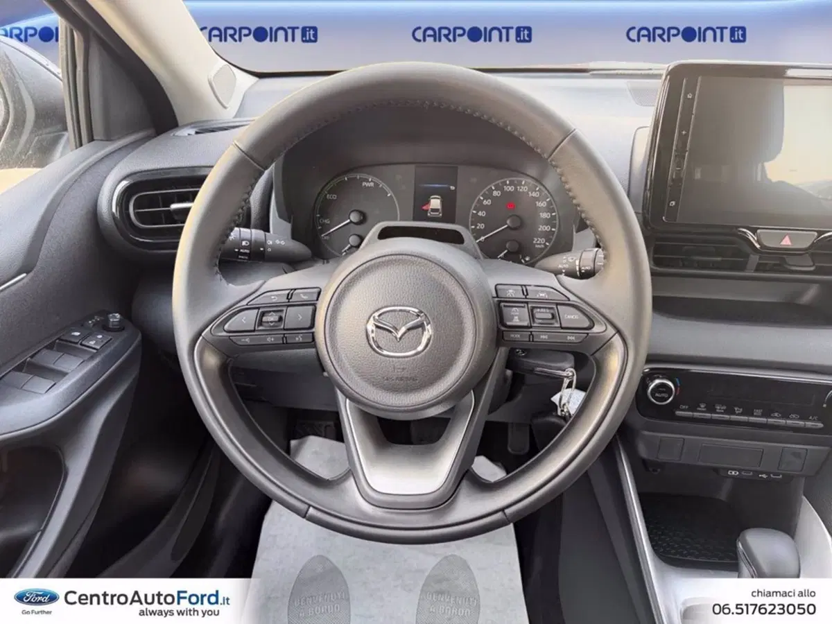 Mazda Mazda2 Hybrid nuova a Roma (12)