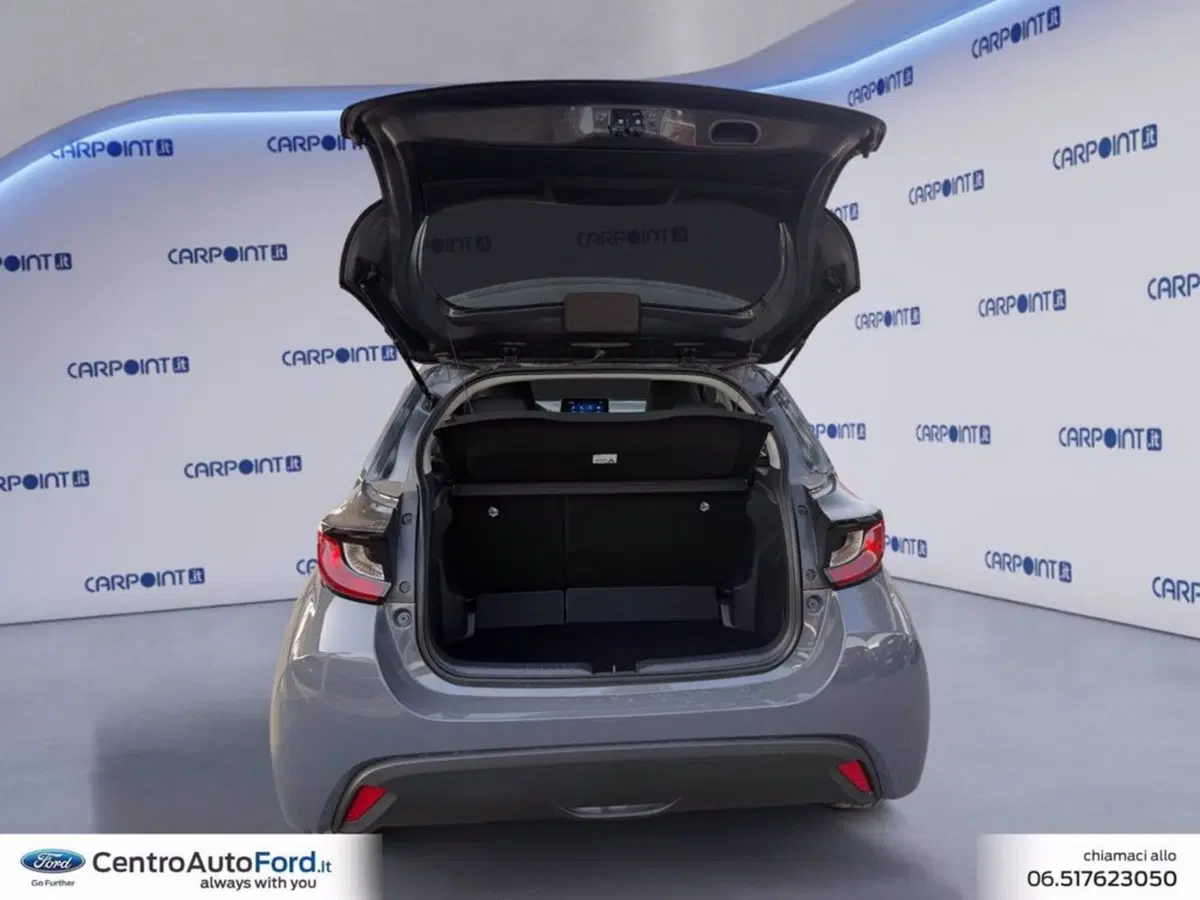 Mazda Mazda2 Hybrid nuova a Roma (17)