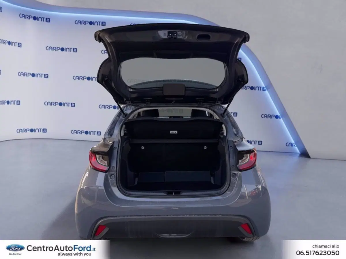 Mazda Mazda2 Hybrid nuova a Roma (17)