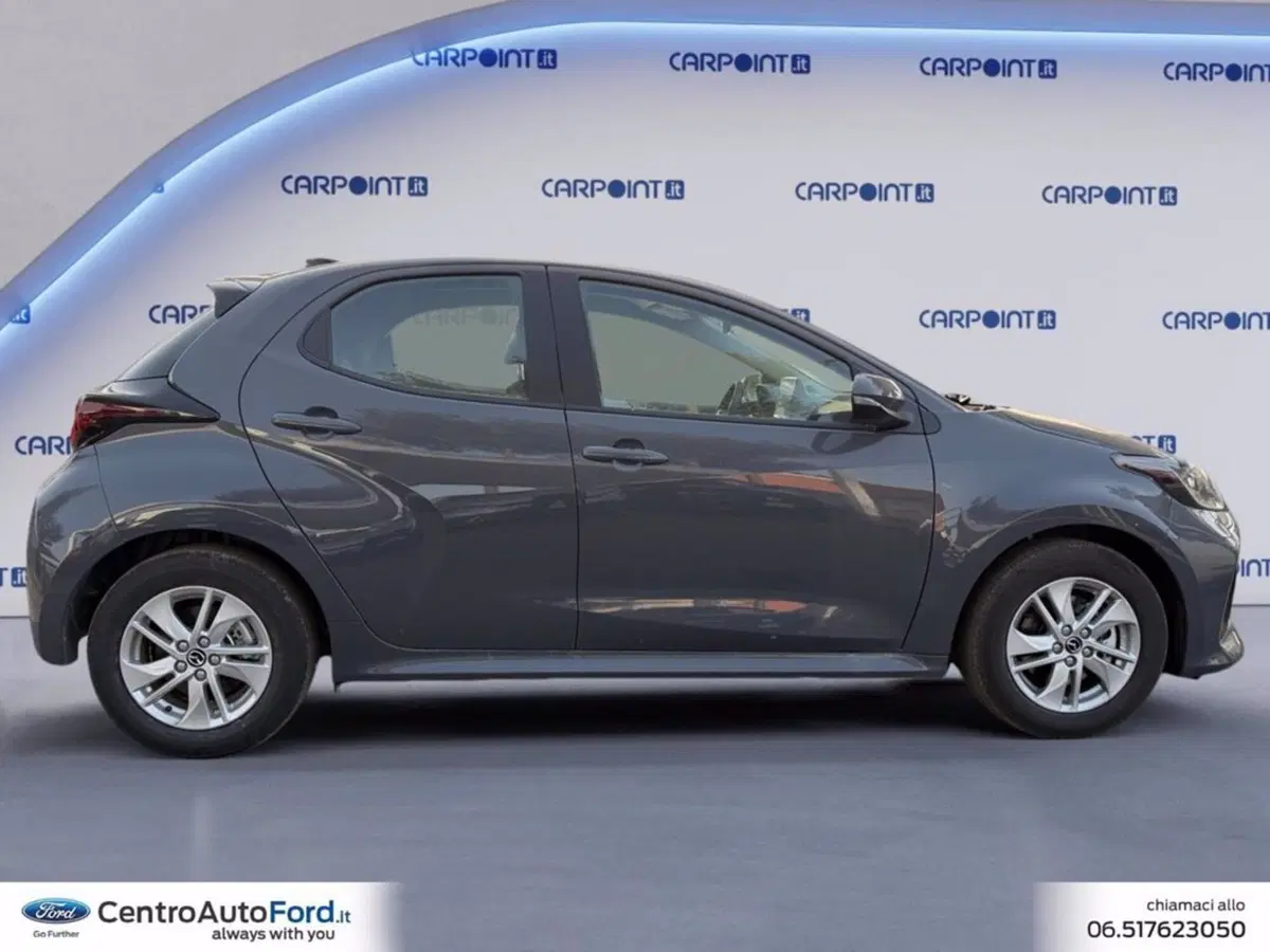Mazda Mazda2 Hybrid nuova a Roma (6)