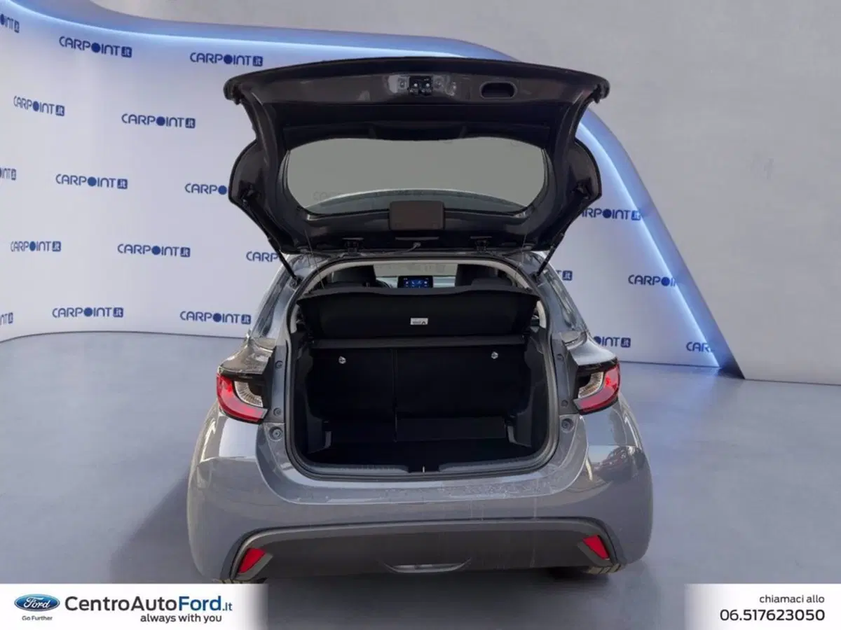 Mazda Mazda2 Hybrid nuova a Roma (17)