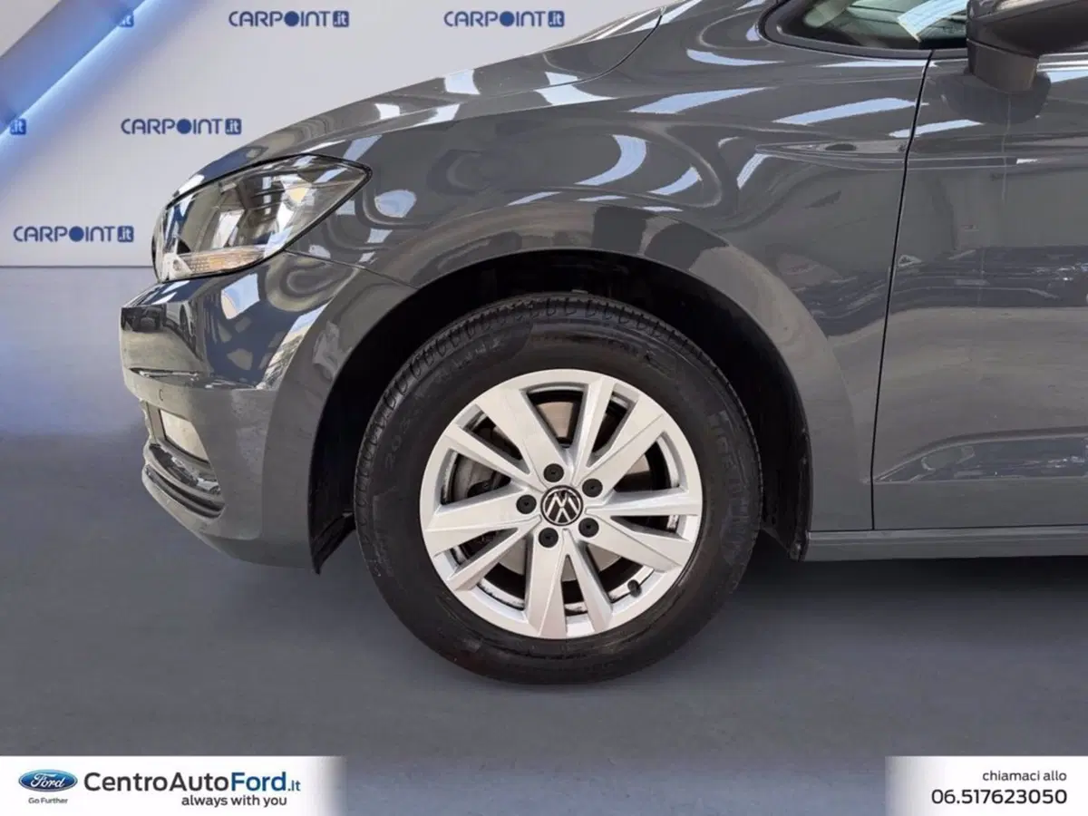 Volkswagen Touran usata a Roma (14)