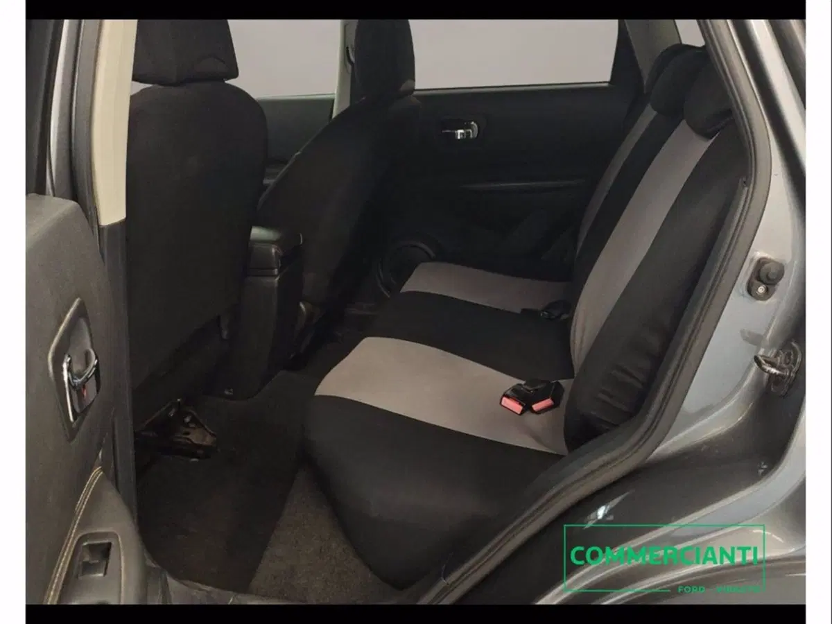 Nissan Qashqai usata a Catania (11)