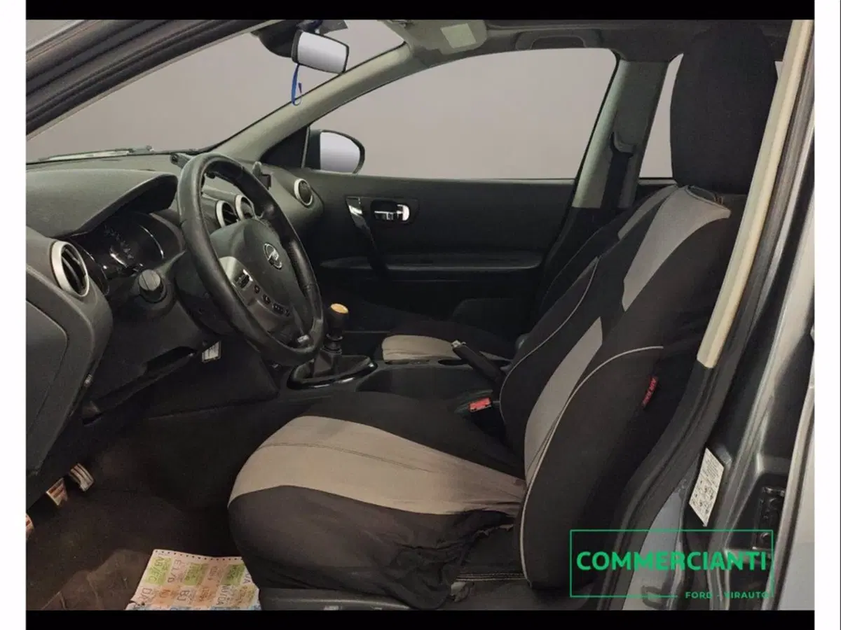Nissan Qashqai usata a Catania (9)
