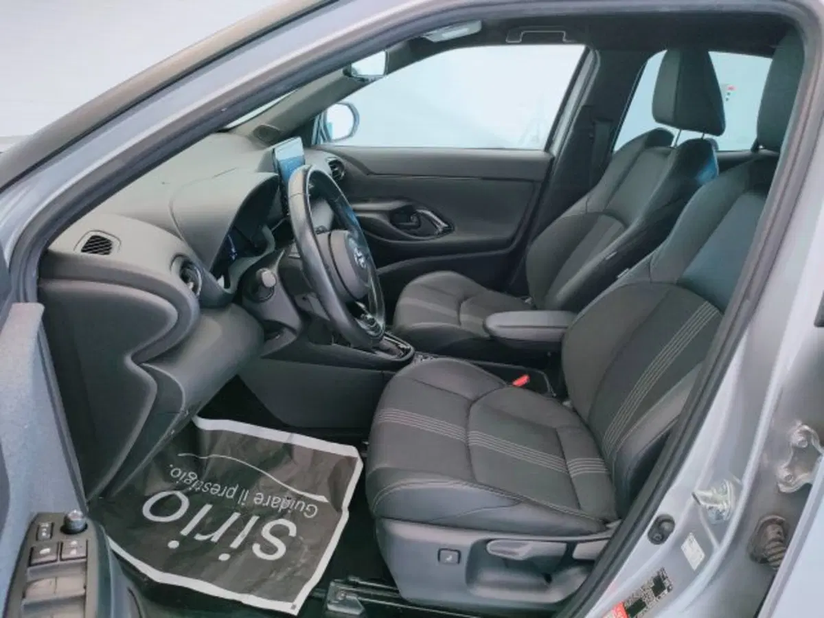 Toyota Yaris Cross usata a Teramo (17)