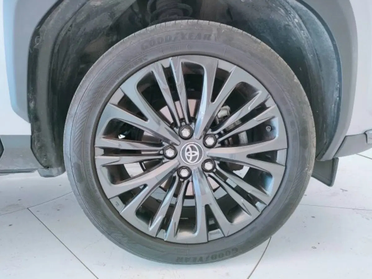 Toyota Yaris Cross usata a Teramo (8)