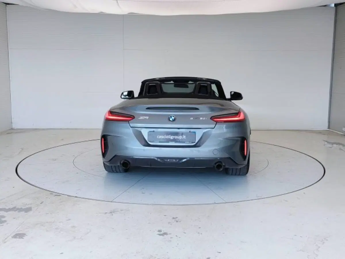 BMW Z4 Cabrio usata a Teramo (7)