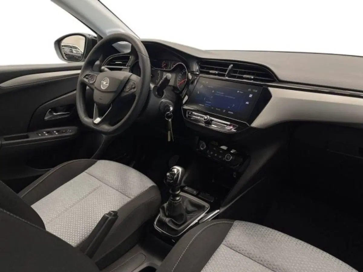 Opel Corsa nuova a Ancona (15)