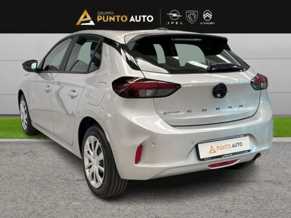 Opel Corsa nuova a Ancona (5)