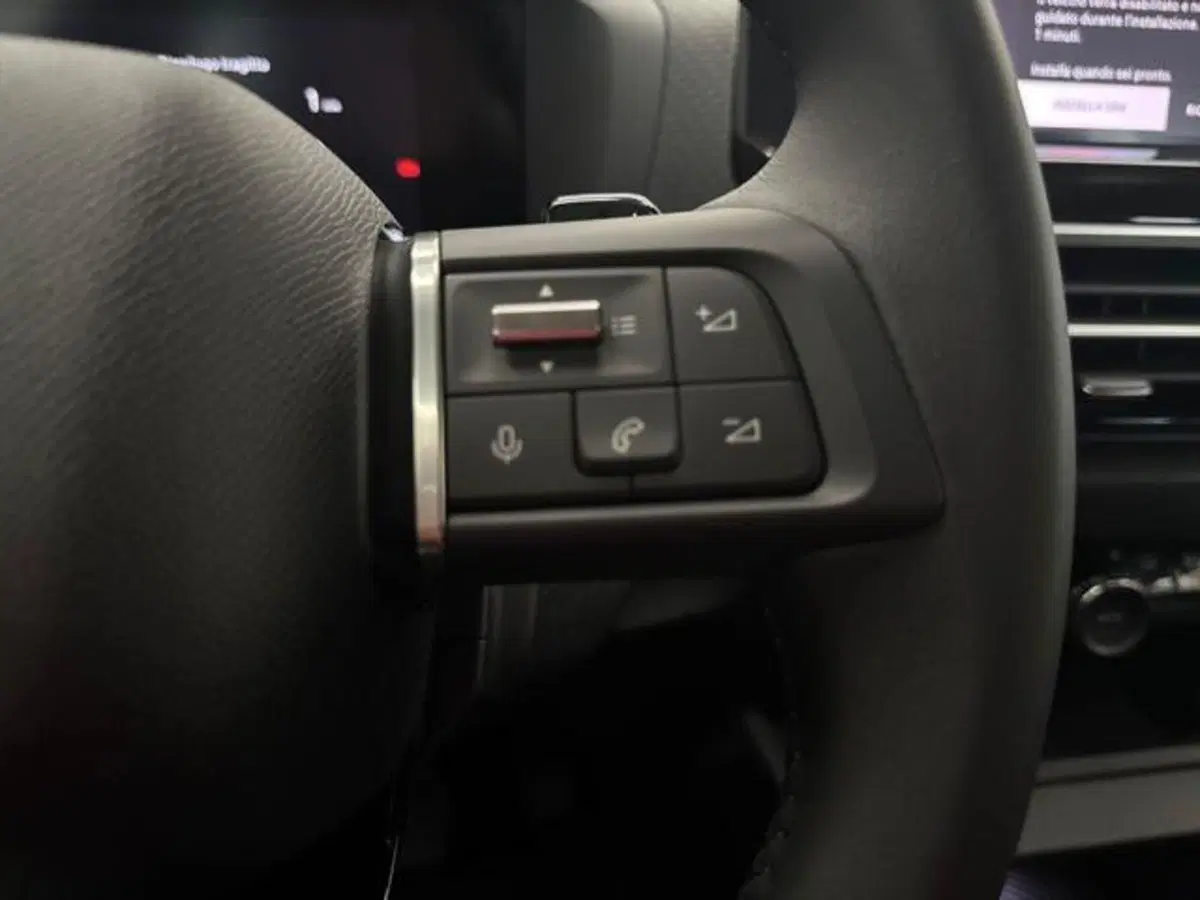 Citroen C4 nuova a Ancona (11)