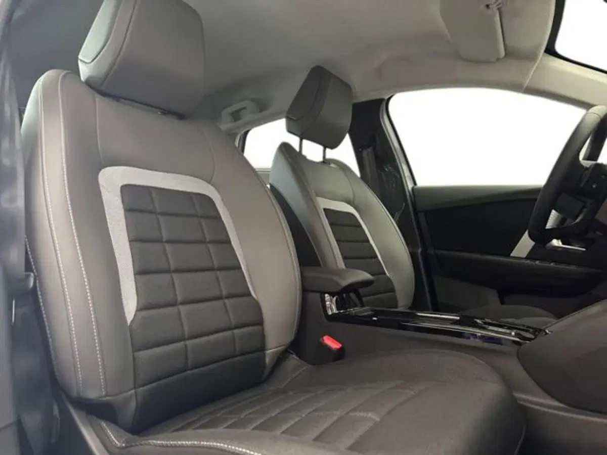 Citroen C4 nuova a Ancona (18)