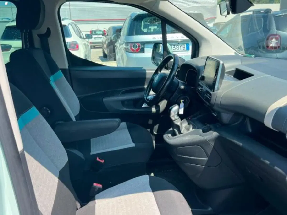 Citroen Berlingo usata a Lucca (10)