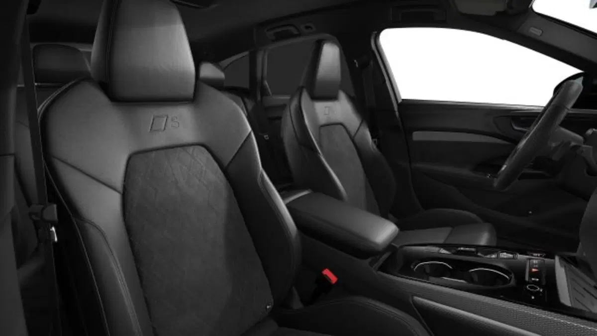 Audi A4 Avant nuova a Treviso (7)