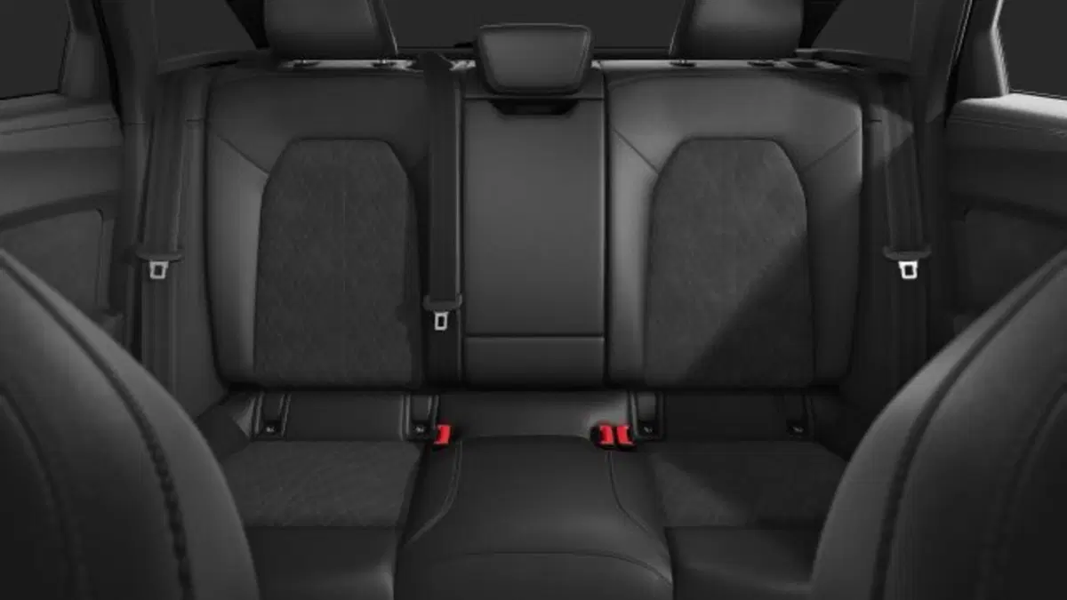 Audi A4 Avant nuova a Treviso (9)