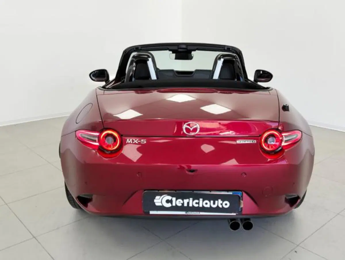 Mazda MX-5 nuova a Como (6)