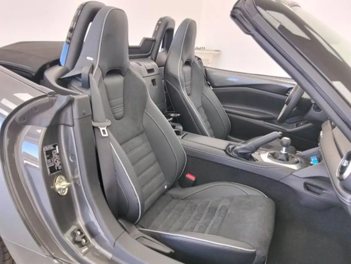 Mazda MX-5 nuova a Como (3)