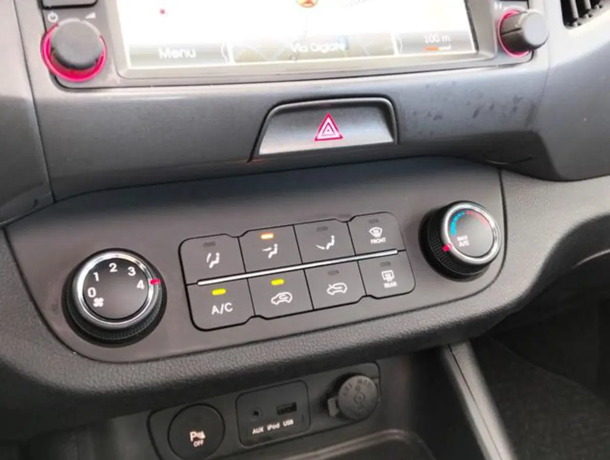 Kia Sportage usata a Como (16)