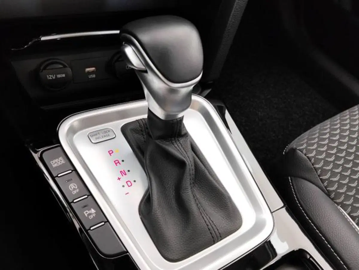 Kia XCeed usata a Como (18)