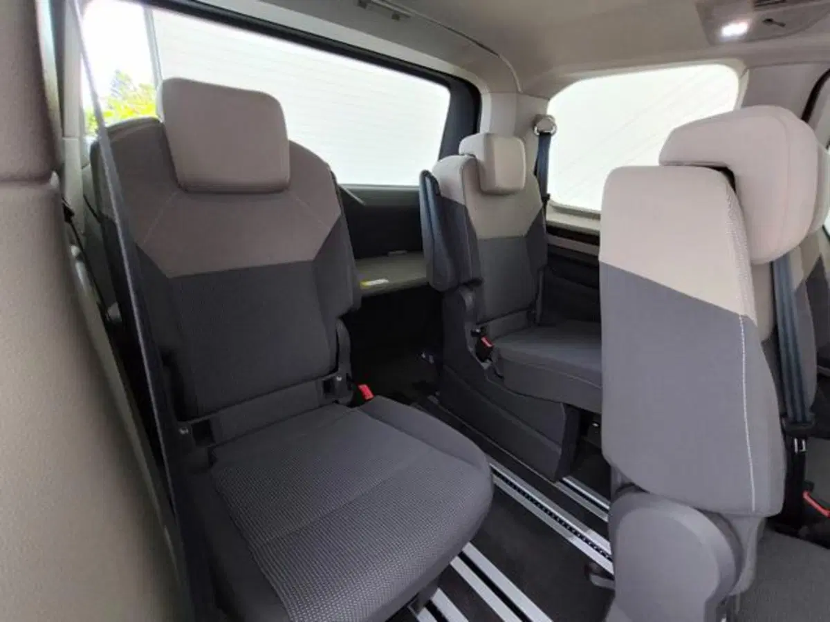 Volkswagen Multivan usata a Como (6)