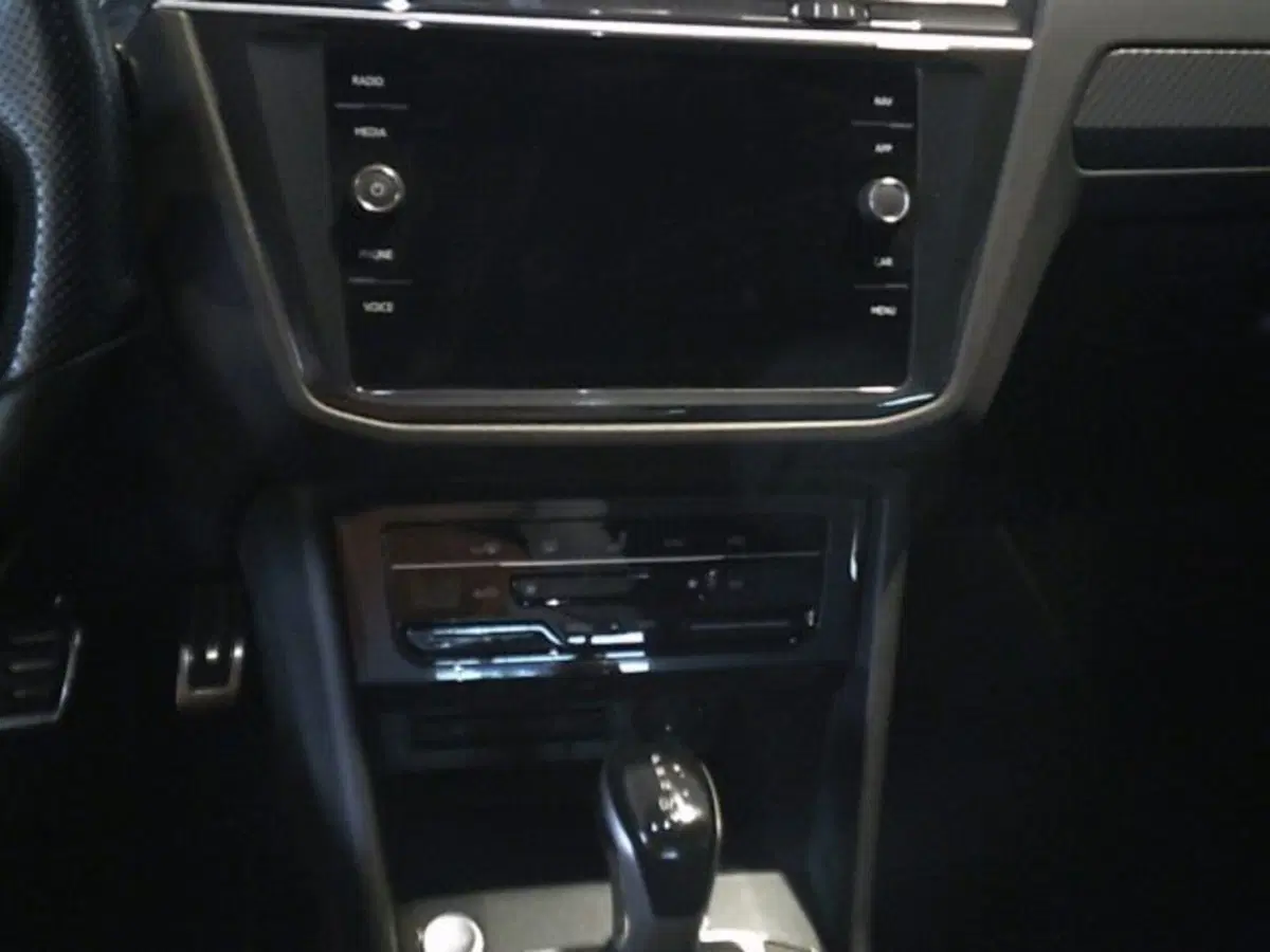 Volkswagen Tiguan usata a Novara (7)