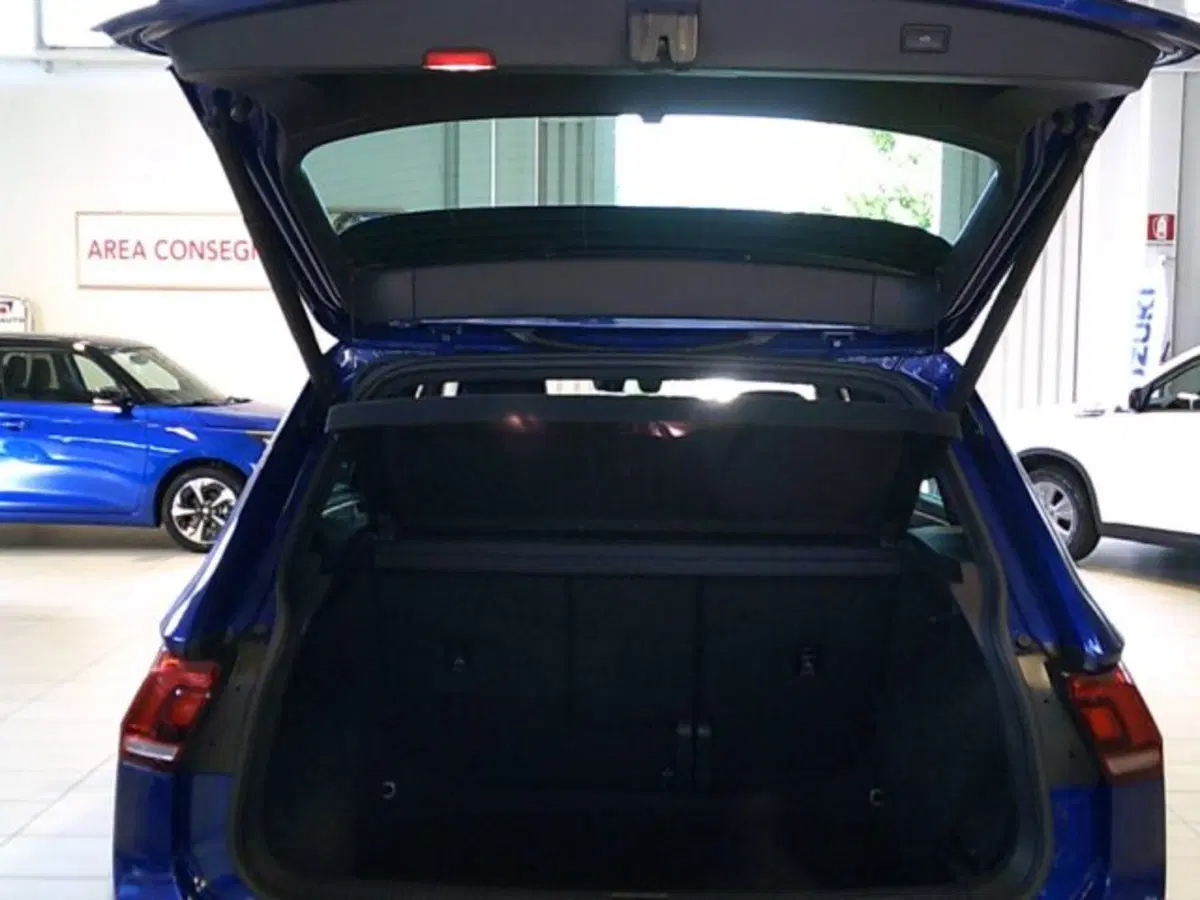 Volkswagen Tiguan usata a Novara (8)