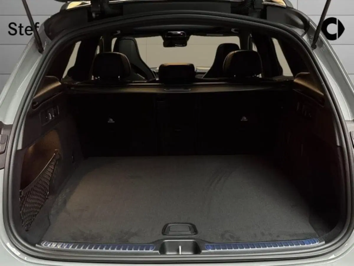 Mercedes-Benz GLC SUV nuova a Bologna (7)