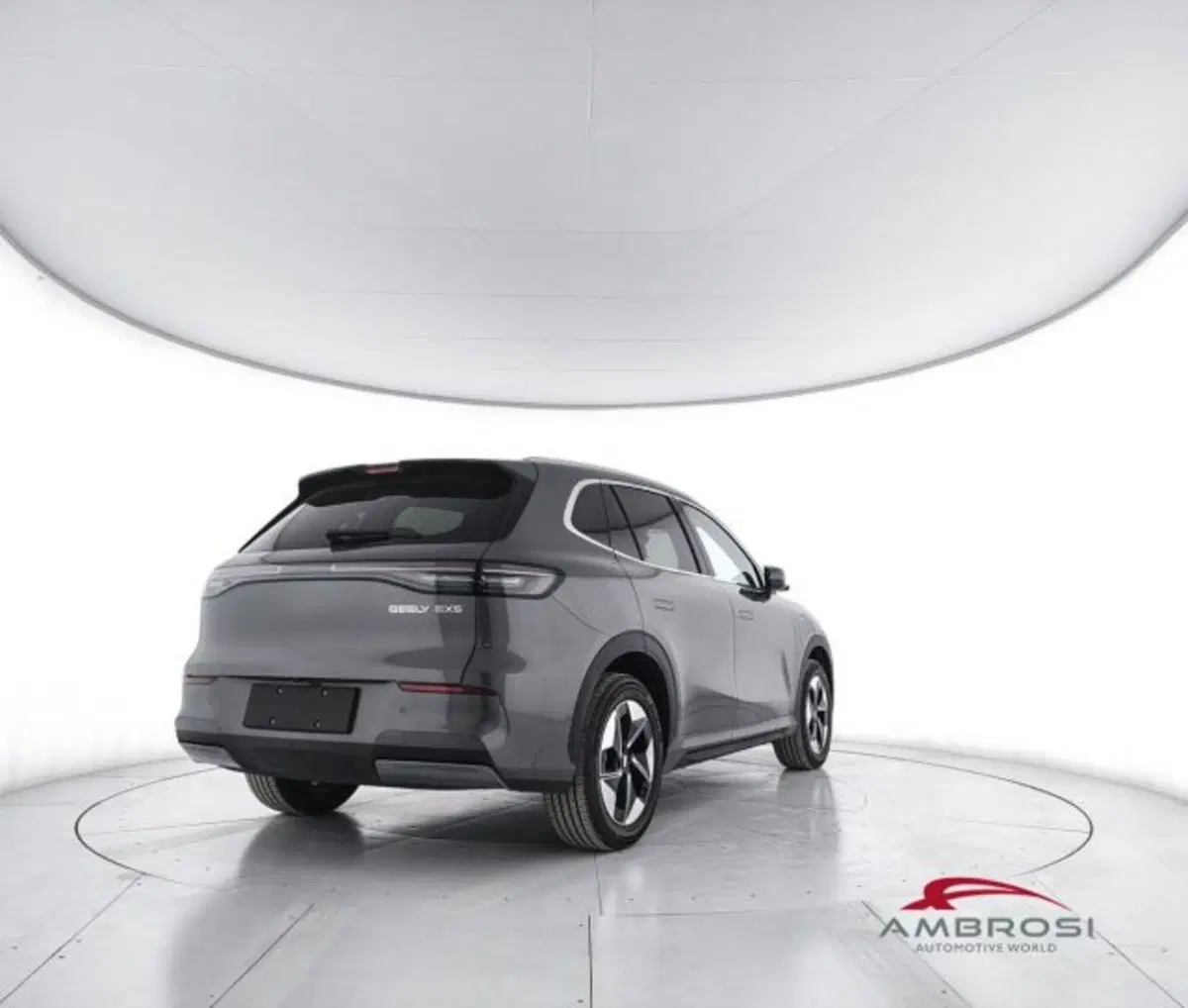 Geely EX5 nuova a Perugia (3)
