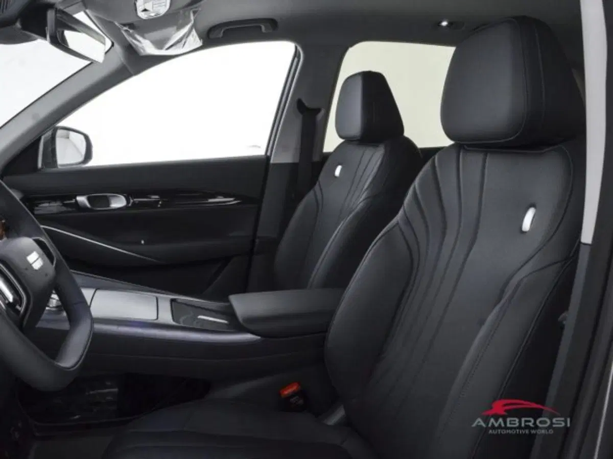 Geely EX5 nuova a Perugia (9)